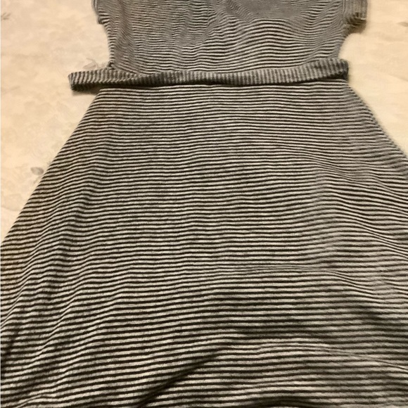 Stripped dress so soft large worn once - Picture 5 of 5